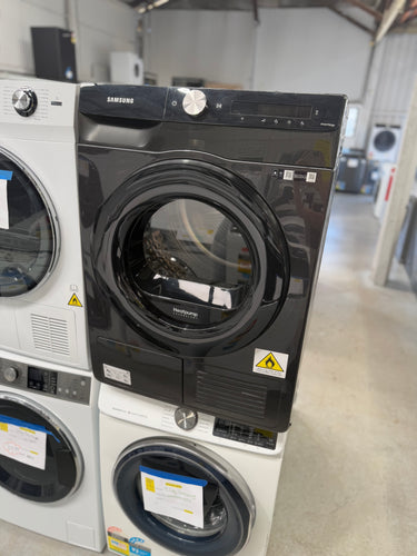 Transportation damaged Samsung 8kg Heat Pump Smart Dryer with Intelligent AI Dry DV80T5420AB - Second Hand Appliances Geebung